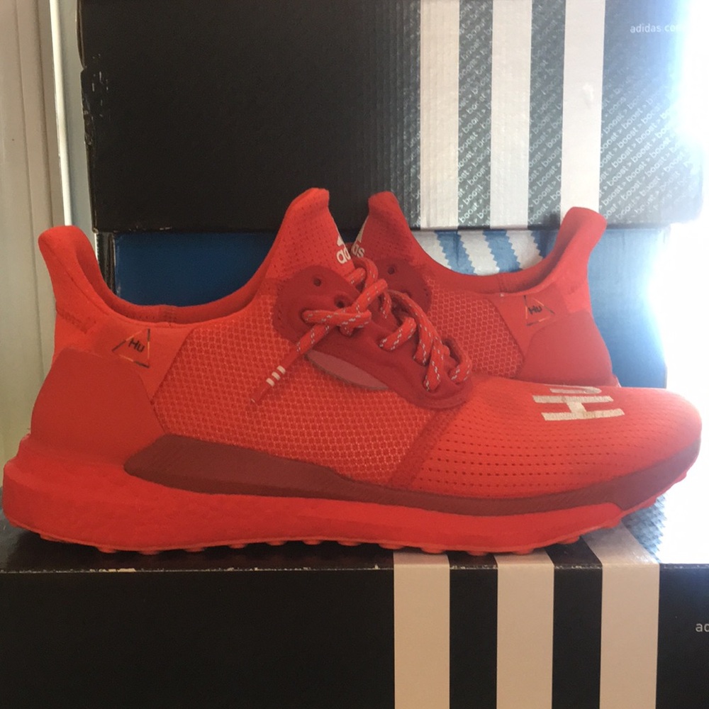 Pharrell Williams Solar HU